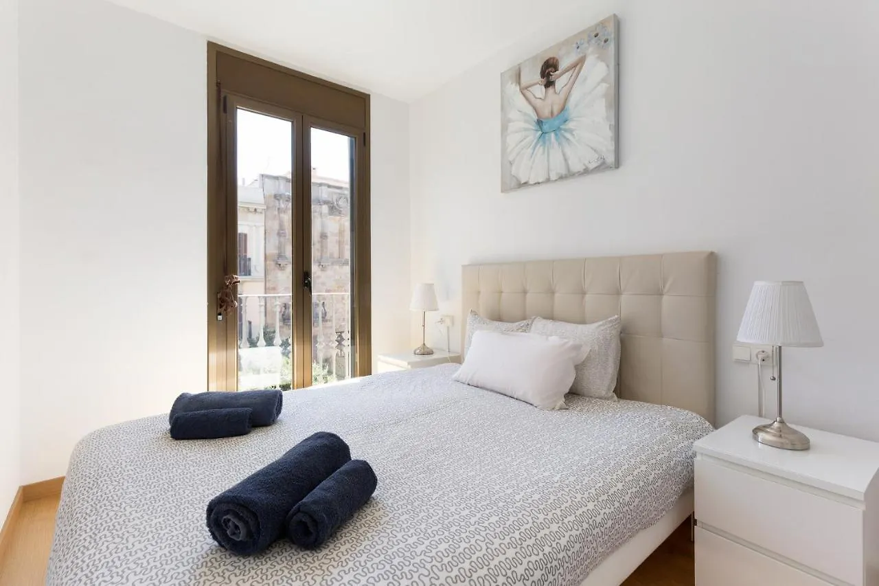 Stay U-Nique Apartments Urgell Барселона