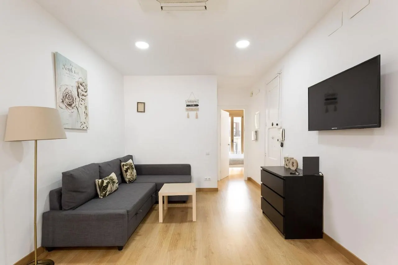 Stay U-Nique Apartments Urgell Барселона